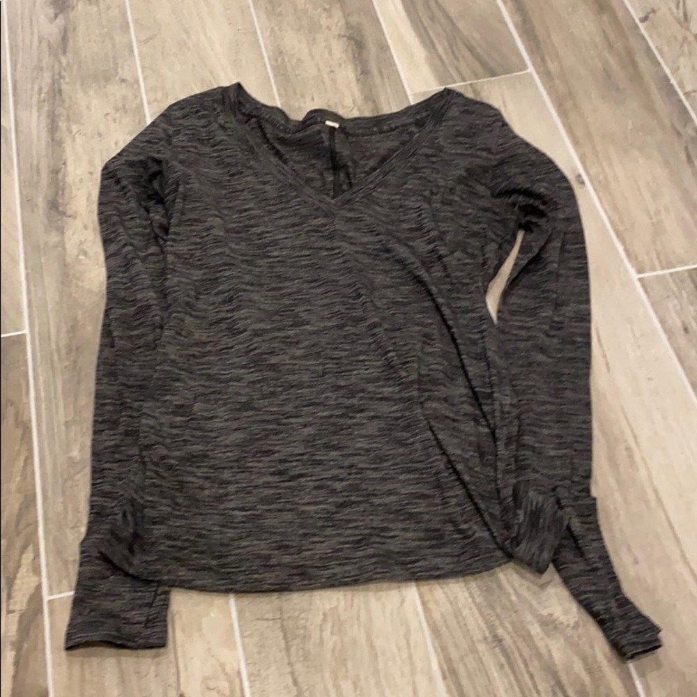 Long sleeve shirt.